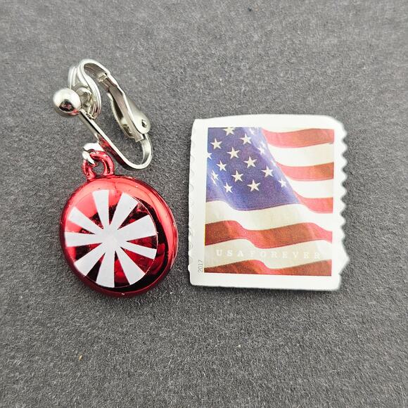 Peppermint Candies Dangle Drop Clip On Earrings Red White Christmas Gaudy - Picture 3 of 3